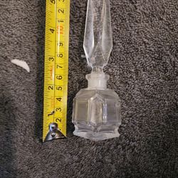 perfume bottle 