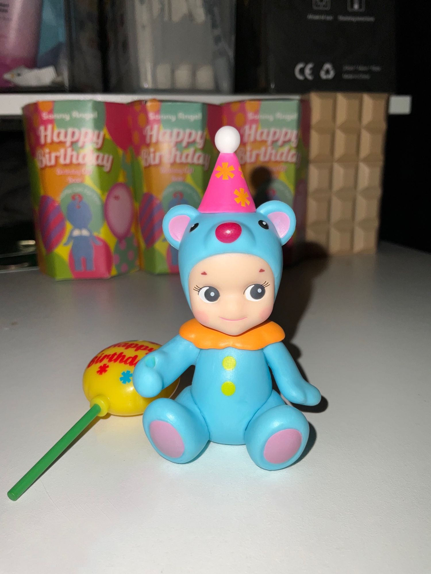 Birthday Gift Bear Series round balloon