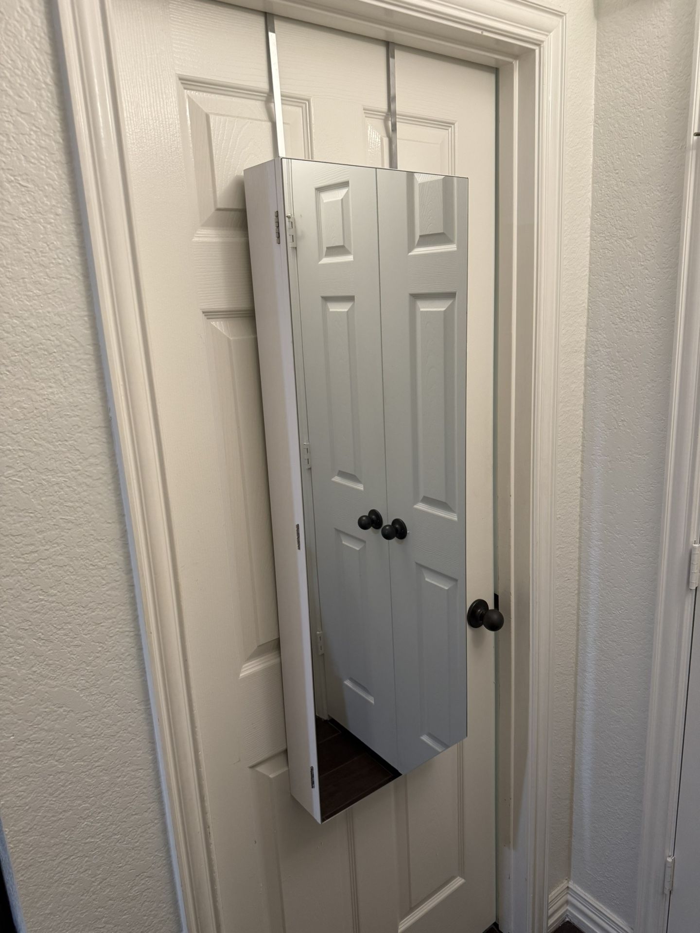 SONGMICS Jewelry Cabinet With Mirror