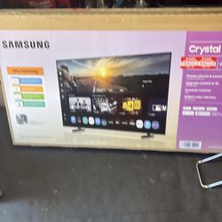 Samsung crystal UHD 43 inch TV