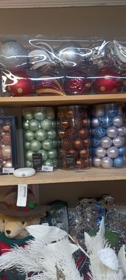 New 40ct shatter proof Christmas ornaments high quality 20 dollar's per container