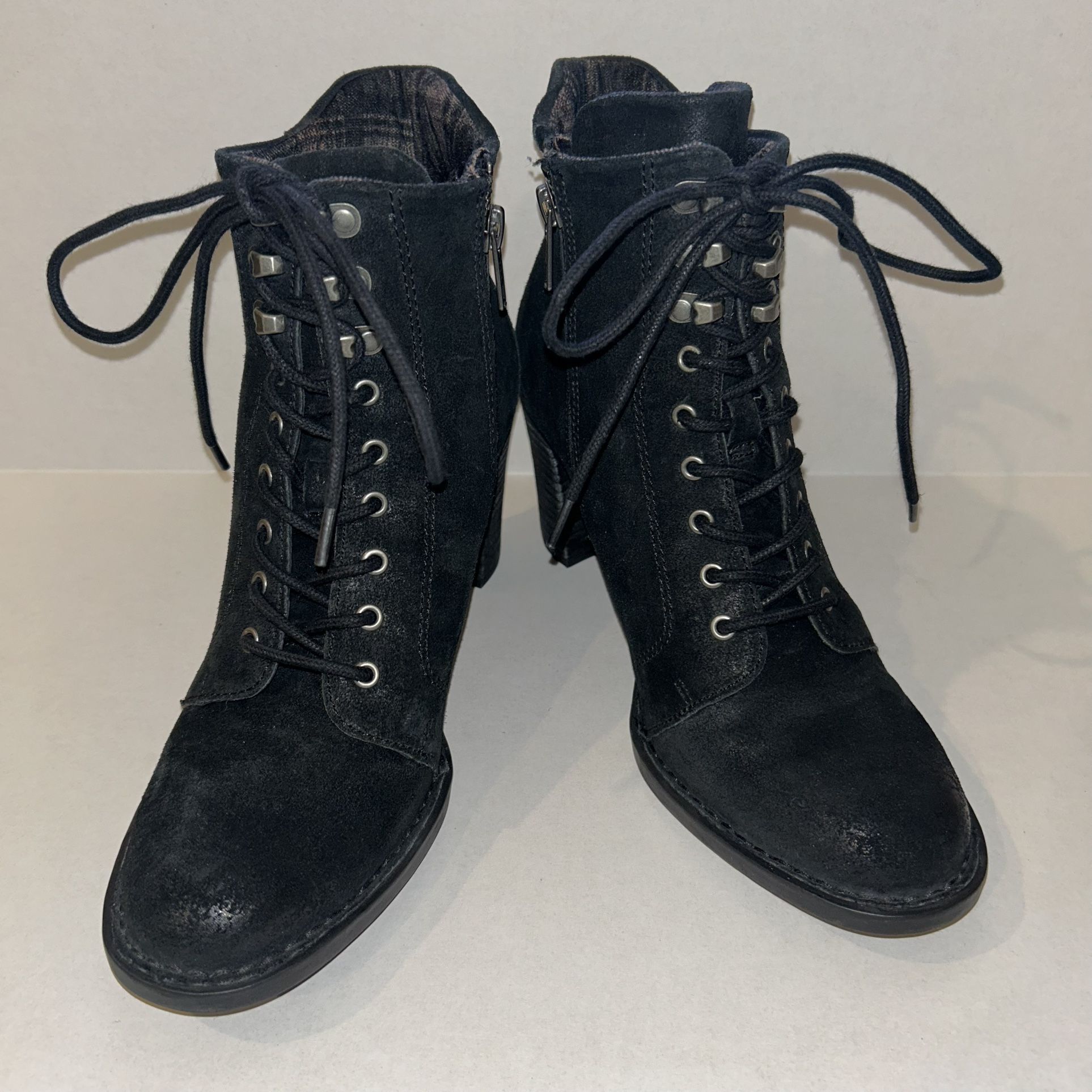 Born Gosford Ankle Boots Lace Up Black Suede Soft Chenille Plaid