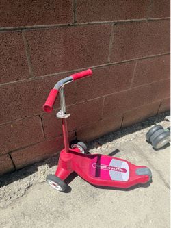 Radio flyer scooter