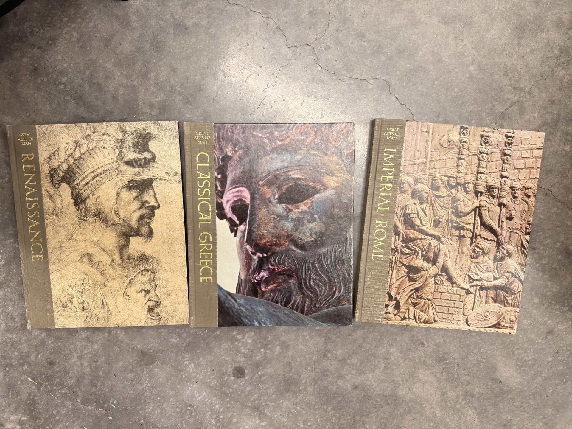 3 Vintage Decor Roman Books (3)