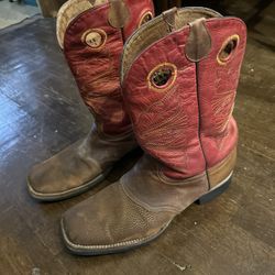 Woman’s leather Cowboy Boots 11.5