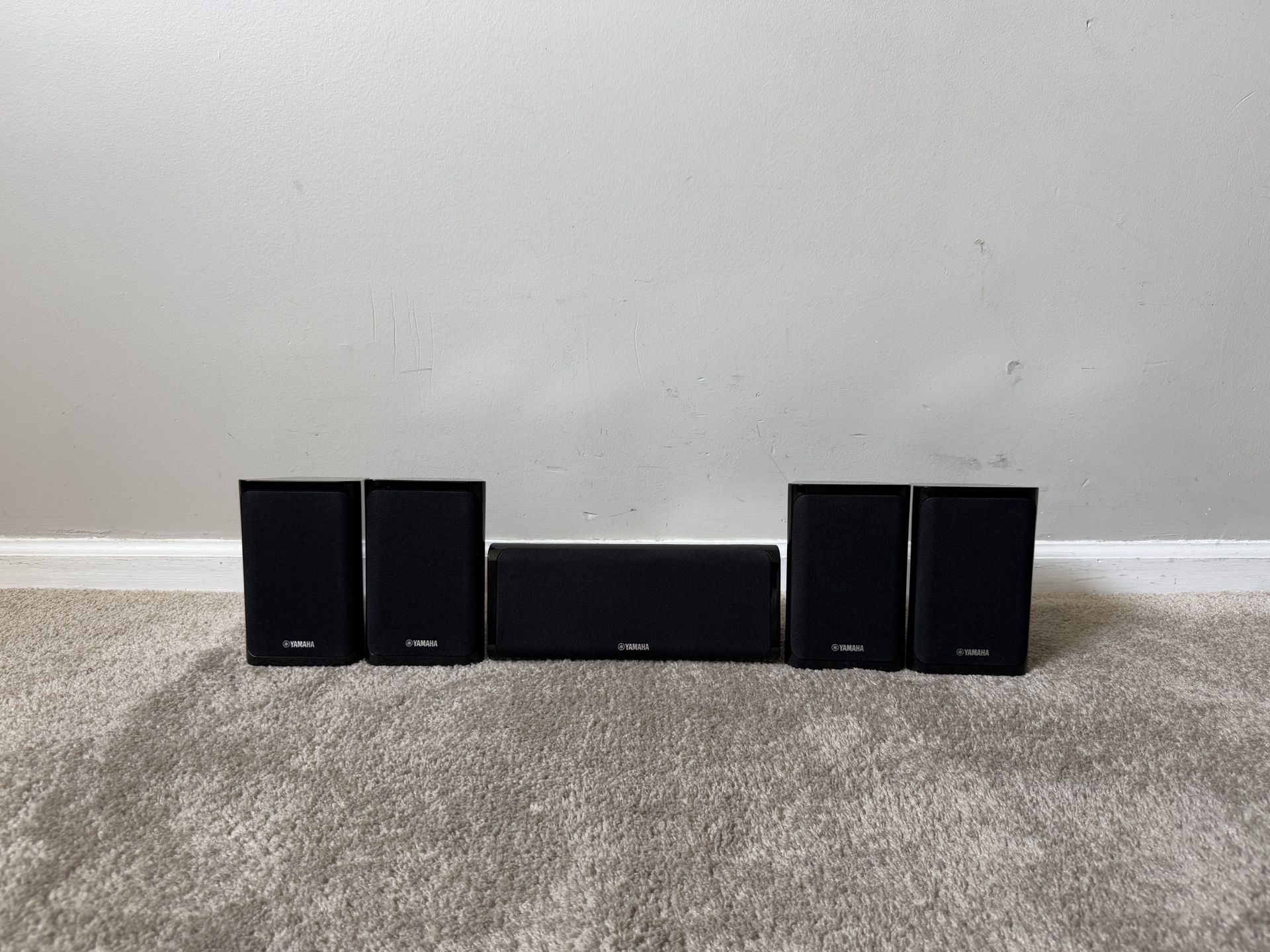 Yamaha 5 Home Theater Surround Satellite Speakers