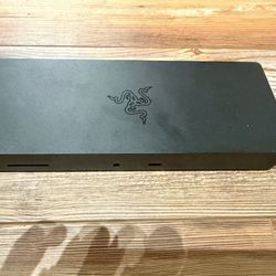 Razer Thunderbolt 4 Dock Chroma