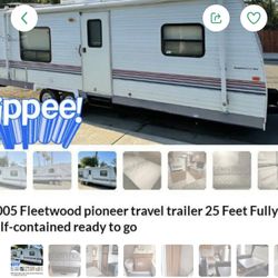 25 Ft Fleetwood Pioneer RV Trailer 2004 