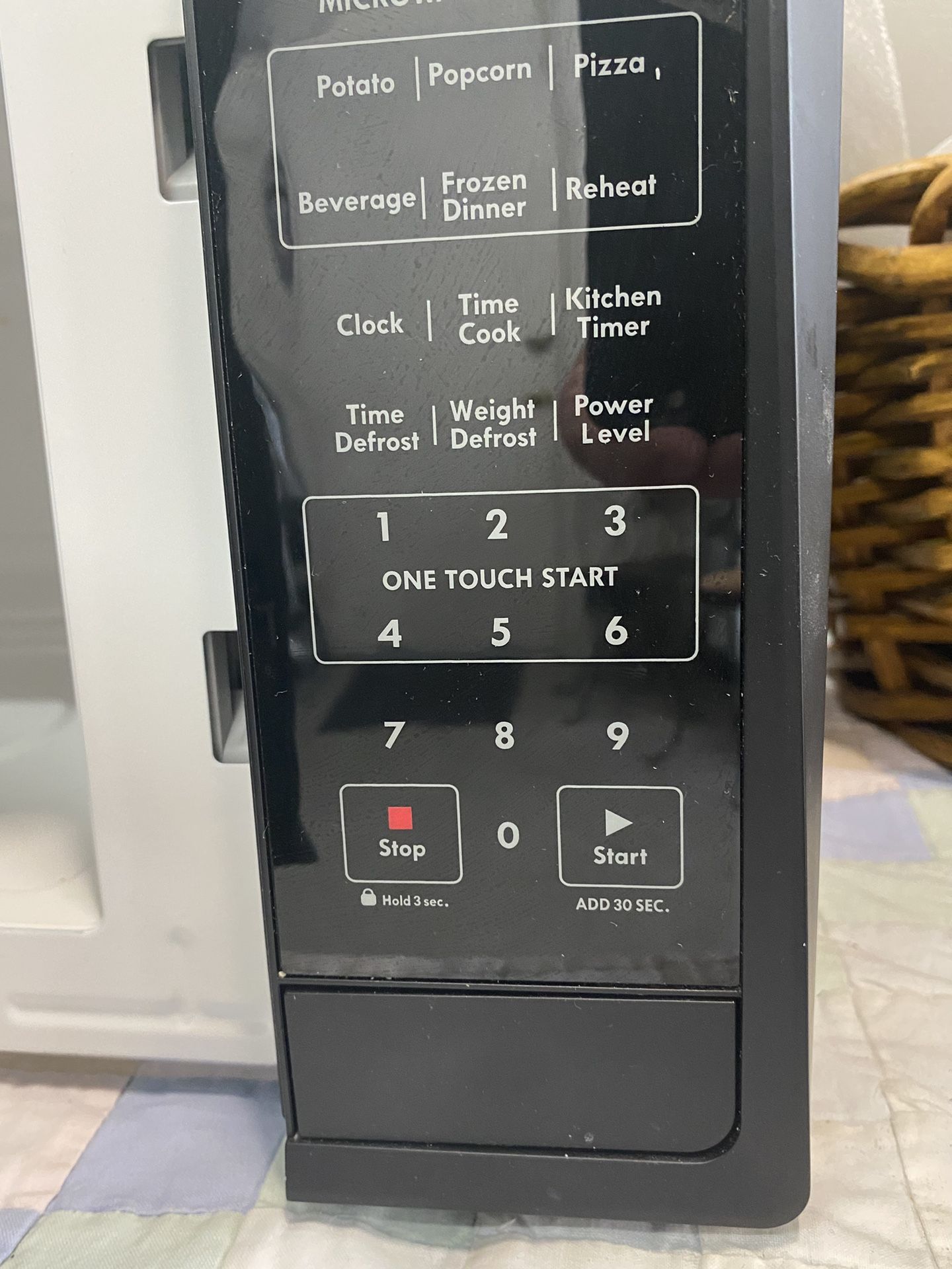 Kenmore 1.1 Cu Ft Microwave Oven