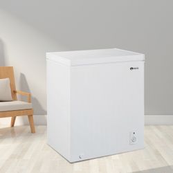 Brand new 5.1 cuft chest freezer