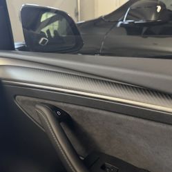 Like New 3K Toray Dry Carbon Fiber door trim panel (Matte), Compatible with Tesla Model 3 & Y