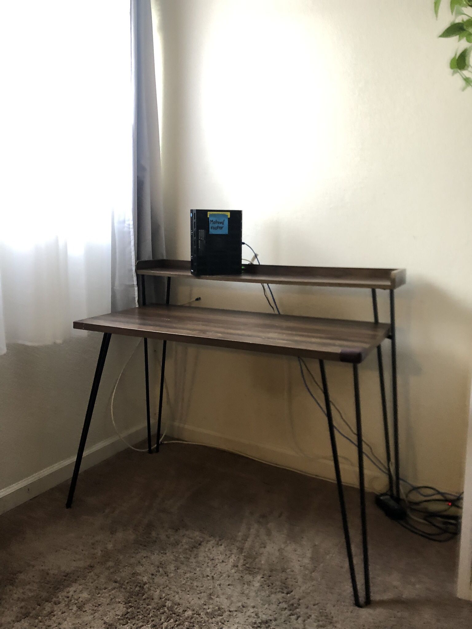 Daytin Two tier desk 