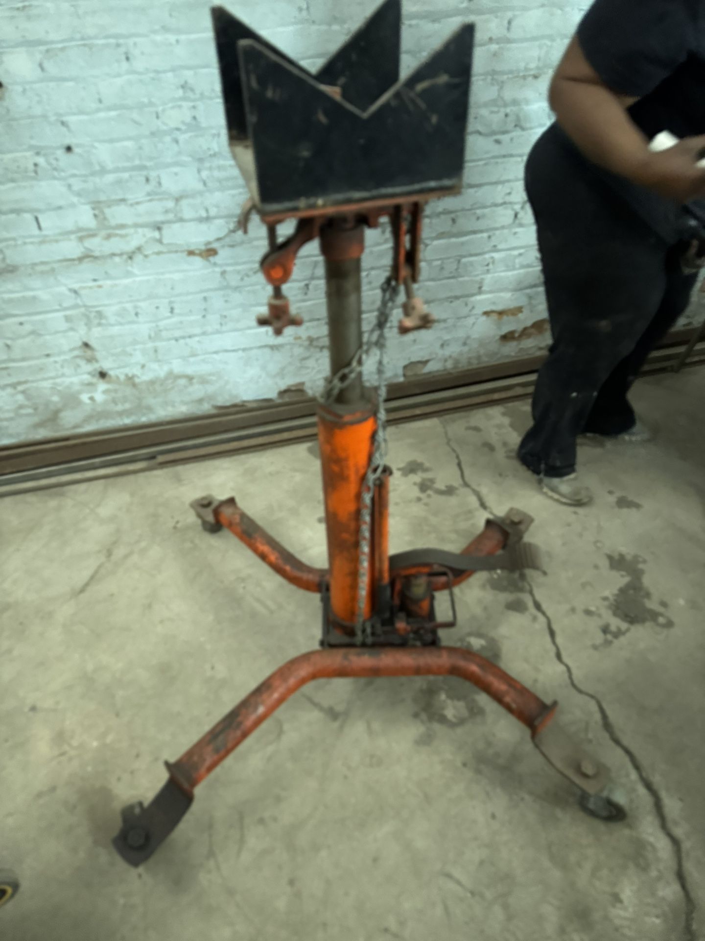 Transmission Jack