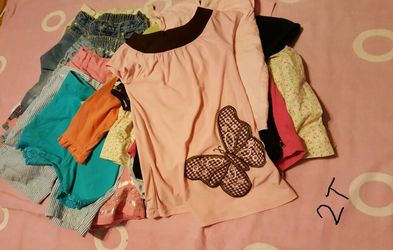 Girls Clothing up to sz 2T