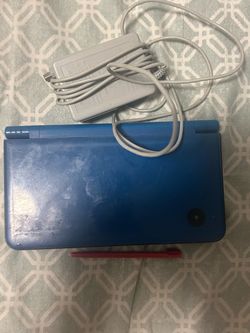 Blue Nintendo DSi XL