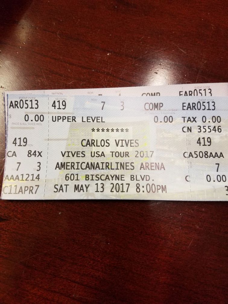 Carlos vives en concierto