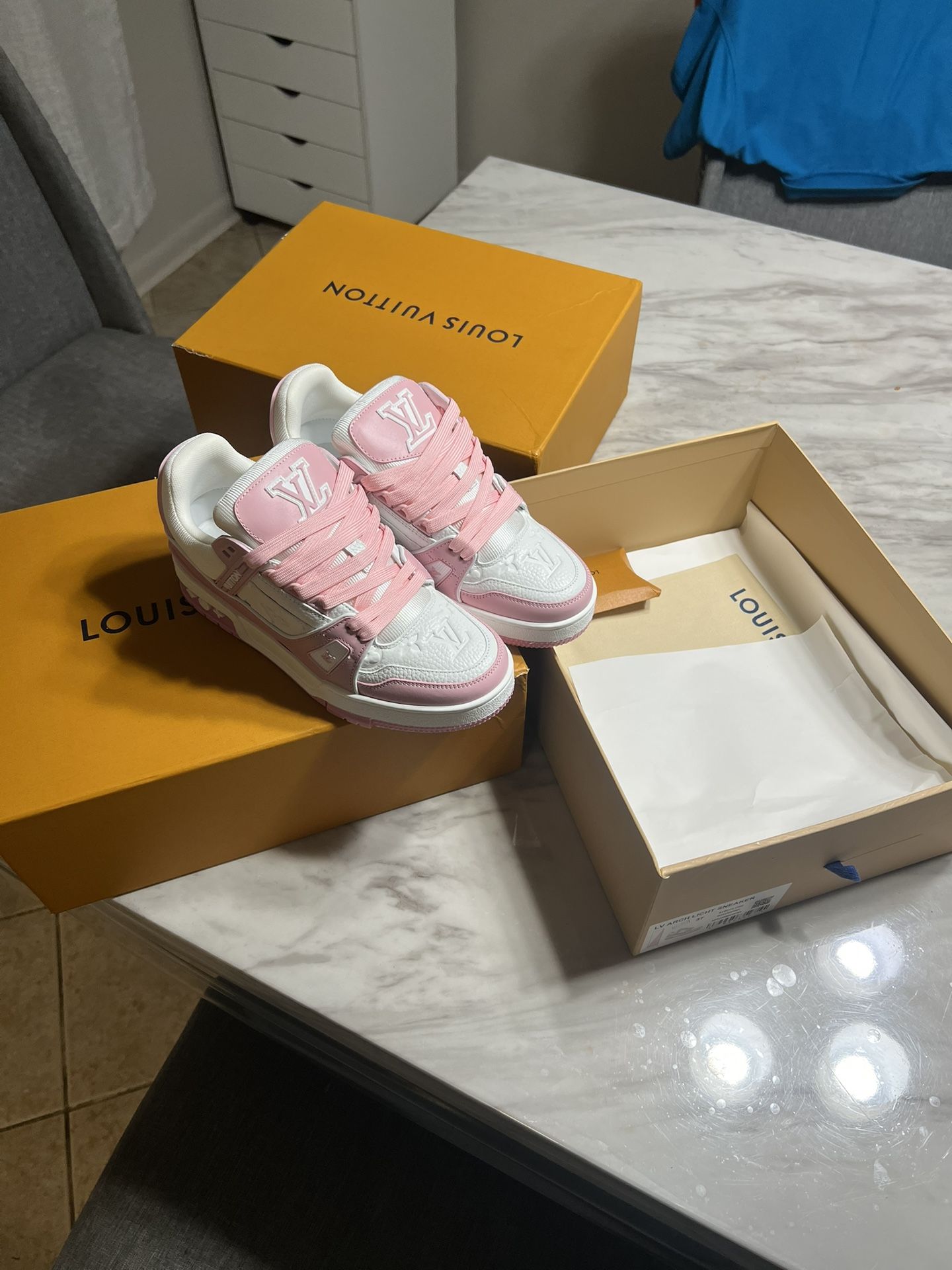 Louis Vuitton Skaters