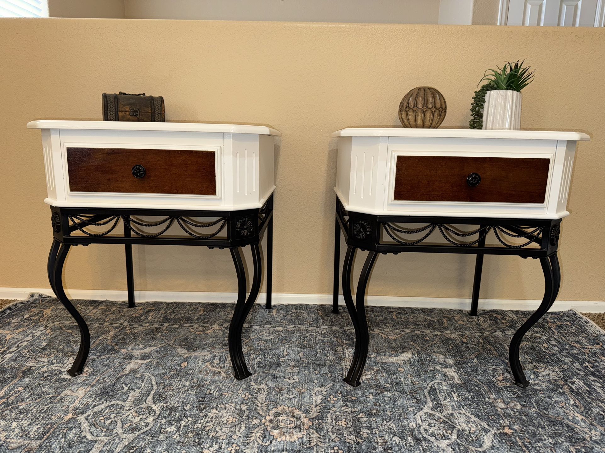 Pair Of Night Stands / Side Tables