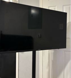 $125 SAMSUNG FLAT SCREEN+STAND! PRICE NEGOTIABLE!