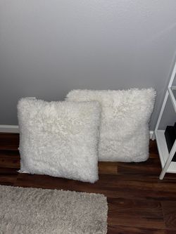 Decorative Soft Fluffy Pillows