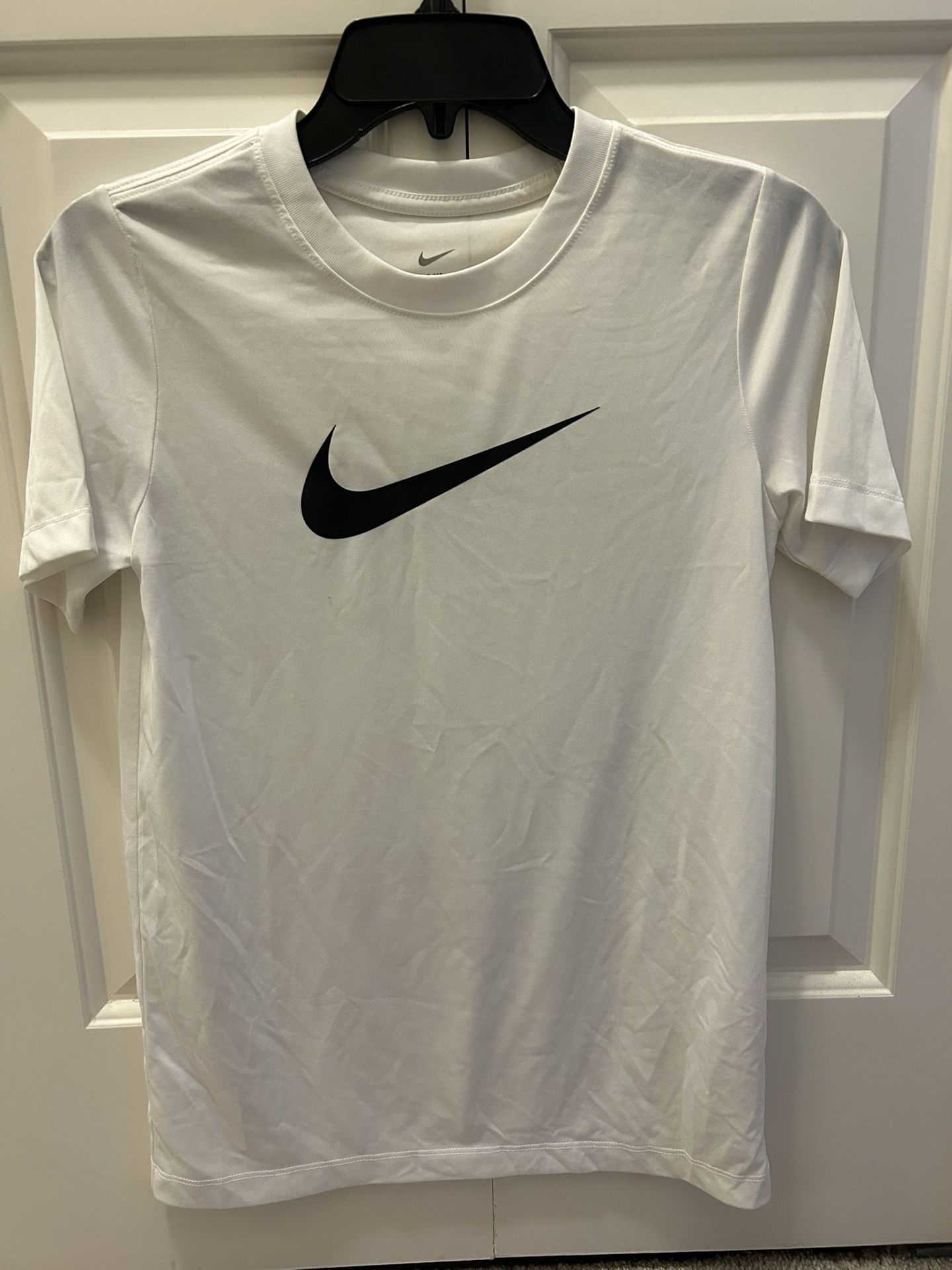 Kids Nike Dri-fit Tshirt - Size L