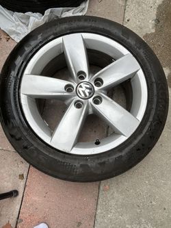 VW OEM Wheels (2)