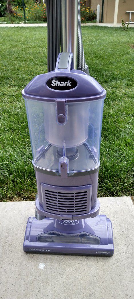 Vacuum Cleaner Shark