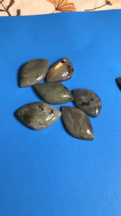 Crystals And Gemstone 