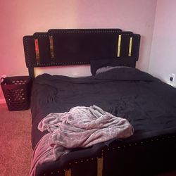 King Full Bed And Mattress 
