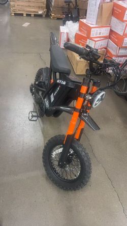 GT16 electric bike with 16-inch tires, peak power 749W, comes with a 48V 25AH battery, range of 65 miles, and hydraulic brakes.