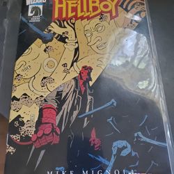 HELLBOY PREMIERE EDITION