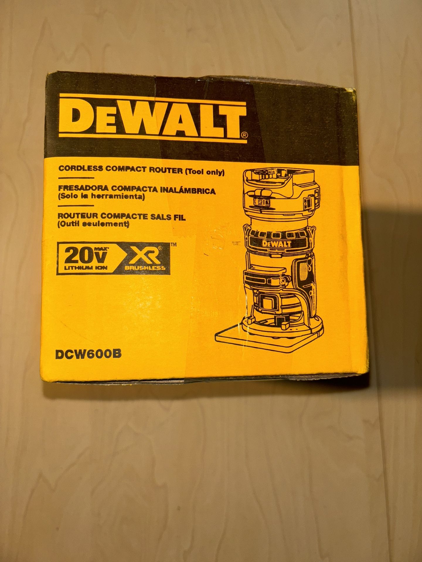 DeWalt DCW600B 20V MAX XR Brushless Cordless Compact Router, Tool Only