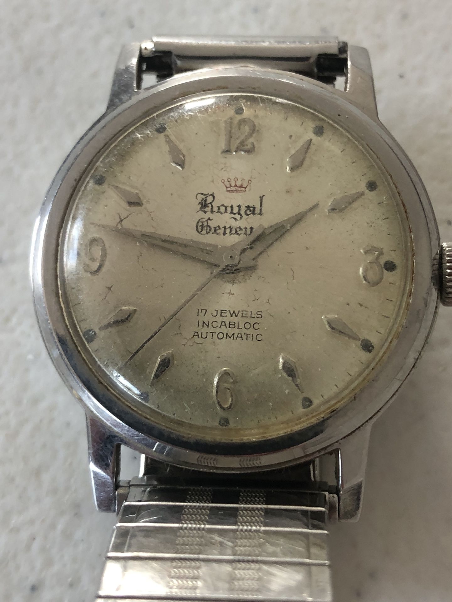 Royal Geneva 17 Jewel Watch 
