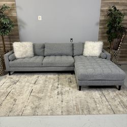 I Can Deliver - Grey Tufted Sectional