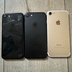 3 iPhone 7 (Unlocked)