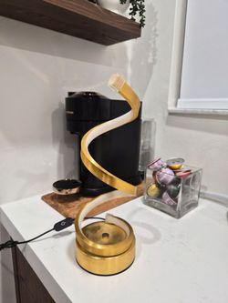Gold Infinity Table Lamp