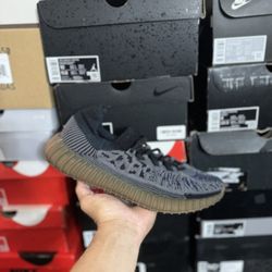 Adidas Yeezy 350 CMPCT size 9 VNDS 