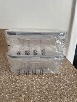 Clear Plastic Food Storage Containers with Lids – Set of 2
