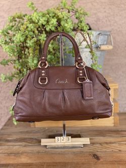 Coach hobo shoulder bag