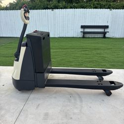 Pallet Jack Crown