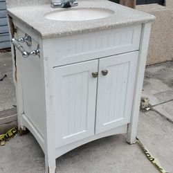 Free Cabinet 