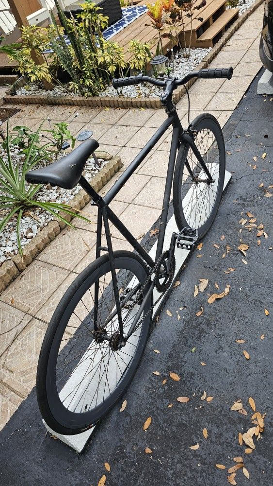 Pure Fix Cycles Fixed Gear / Fixie / Single Speed Bike / Bicycle Sports & Outdoors