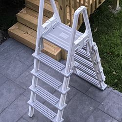 Pool Ladder