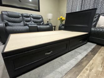 Platform Twin Bed with 2 Drawers