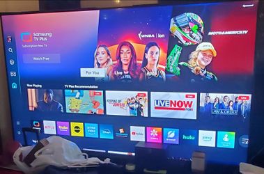 85 inches Samsung Smart TV Large Screen