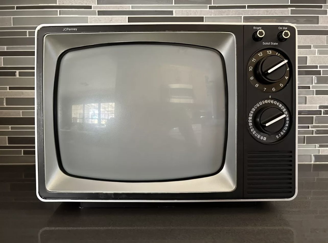 1978 JC Penney 12” B&W Portable CRT TV Solid State Analog Television Set TESTED ✅