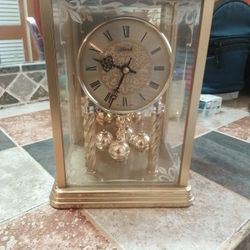 Bulova Vintage. Brass Anniversary 400Day Mantel Clock.