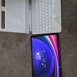 Samsung Galaxy Tab S9 - 256gb With Magnetic Keyboard Case 