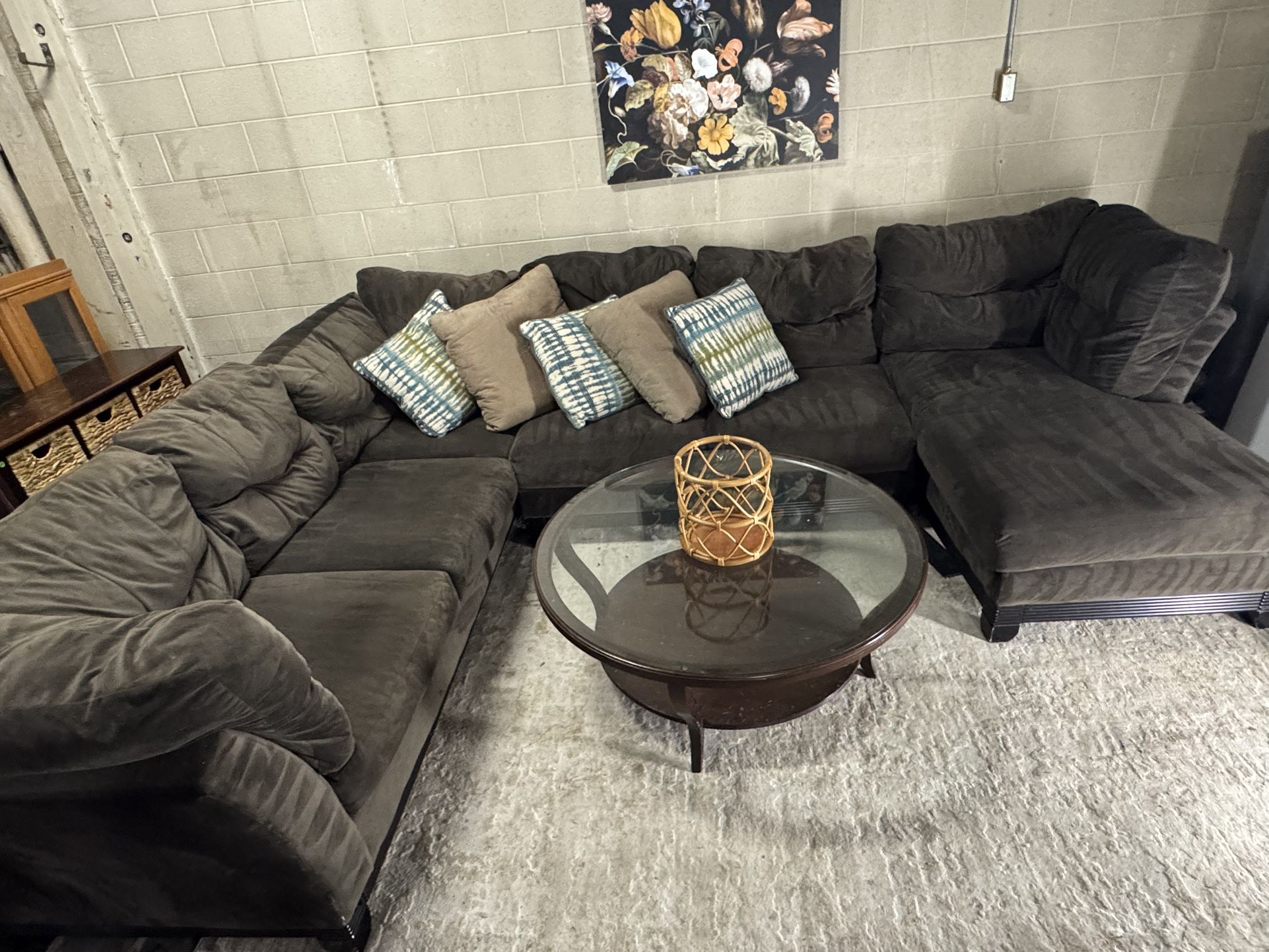 Plush!! Brown U Shaped Sectional microfiber Couch