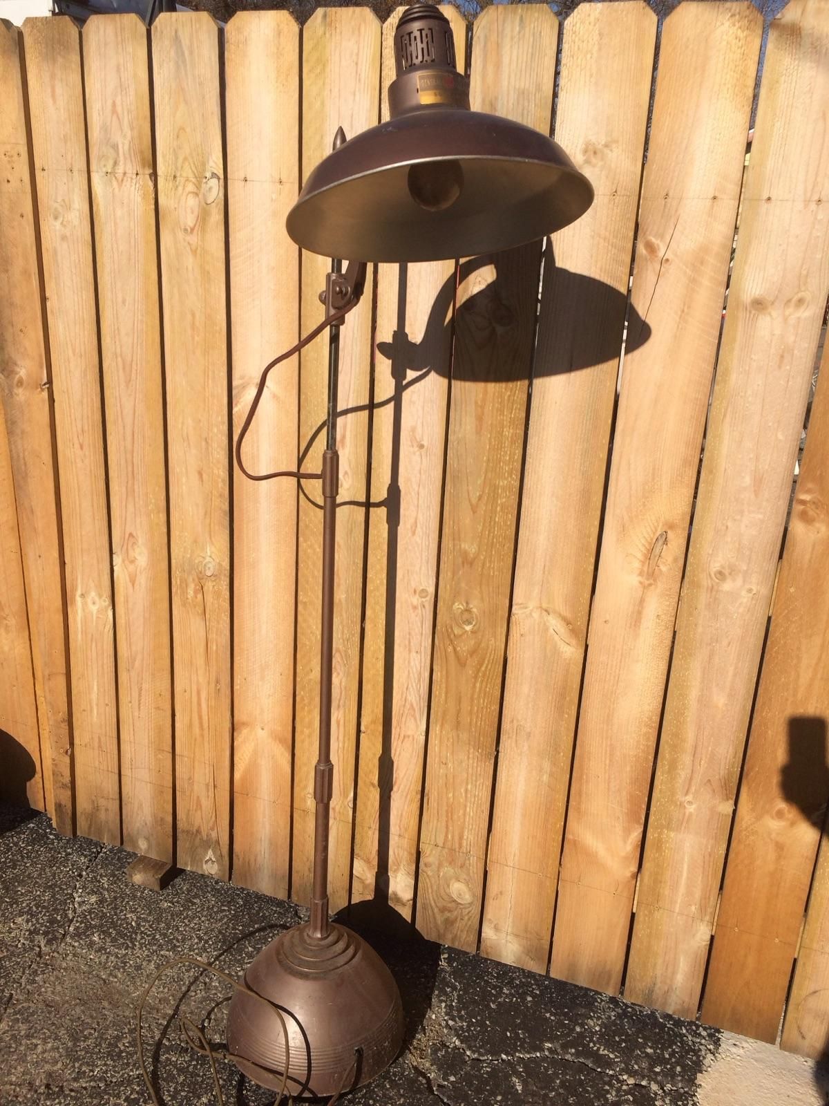 Vintage GE sunlamp indoor sun tan tanning lamp light General Electric Antique decor Model # BM9 Bulb : Mazda type s-1